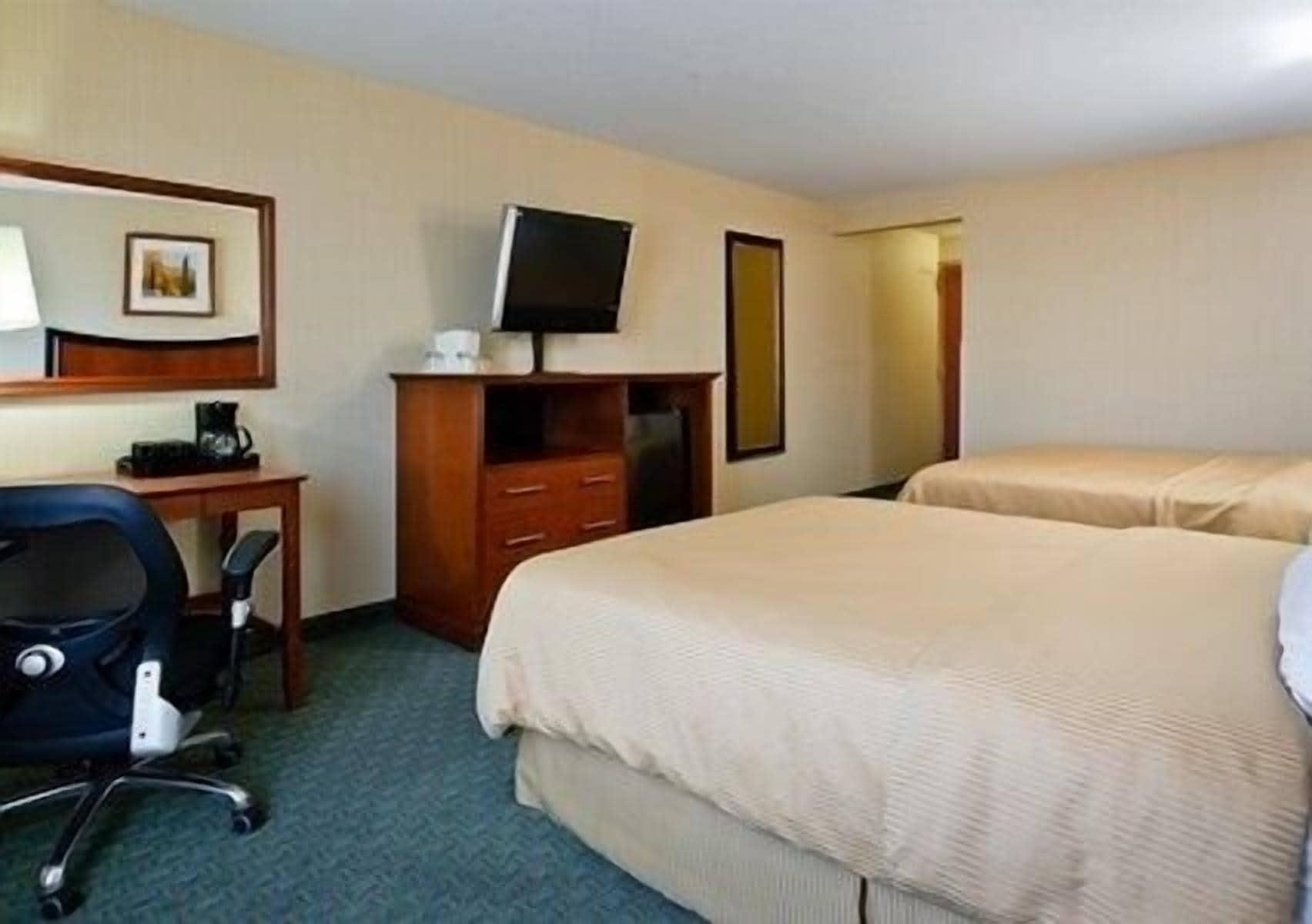 Clarion Hotel&Conference Center Greeley Exterior foto