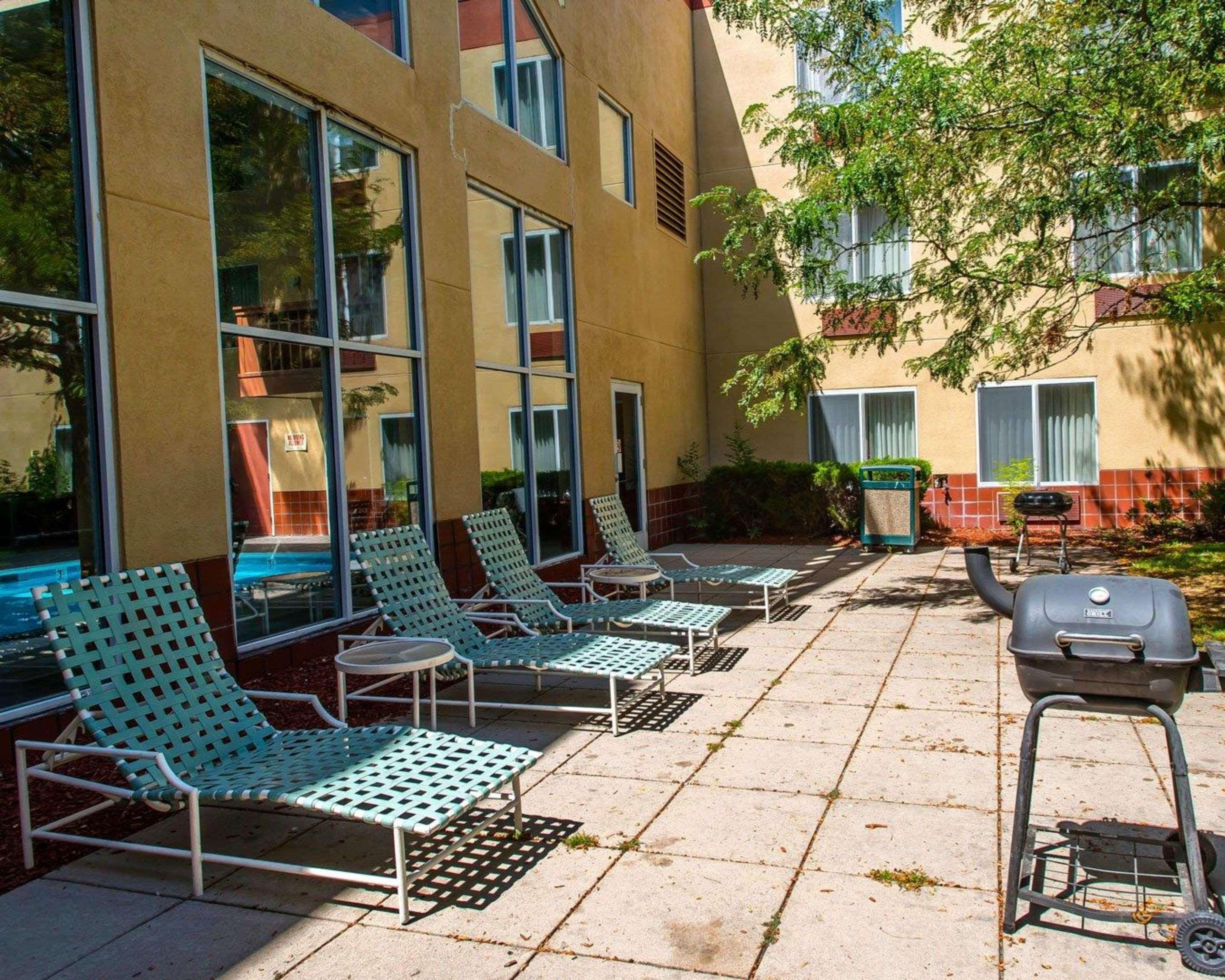 Clarion Hotel&Conference Center Greeley Exterior foto